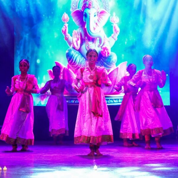 65c9ad0eb9ba90f002115946088e49fa 600x600