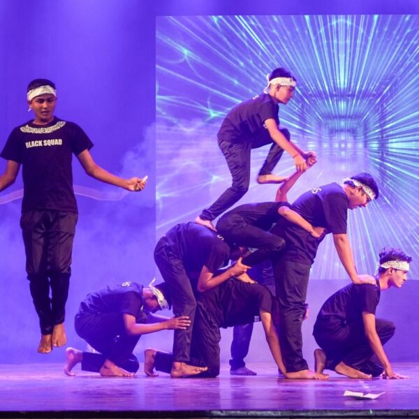 Bd8e93988ecbd3560c4df26855d61ee2 600x600